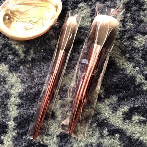 MŌDA® Limited Edition 2pc Powder & Soft Glow Kit